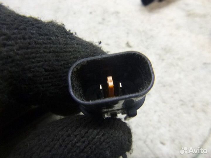 Кнопка открывания багажника KIA ceed II 2012-2018