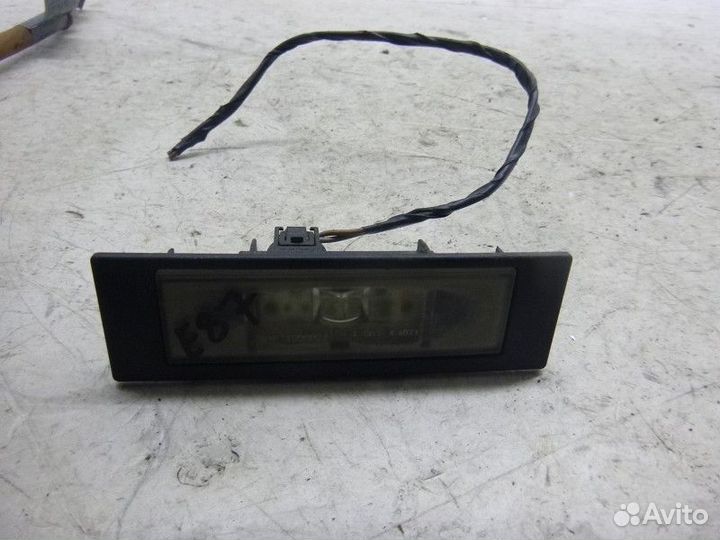 Плафон освещения номера BMW E87/E81 2004-2011