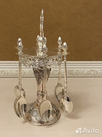 Набор ложечек на подставке