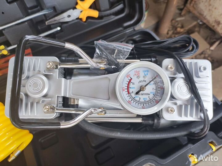 Компрессор автомобильный