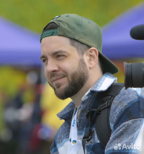 Видеооператор-монтажёр, Графический дизайнер