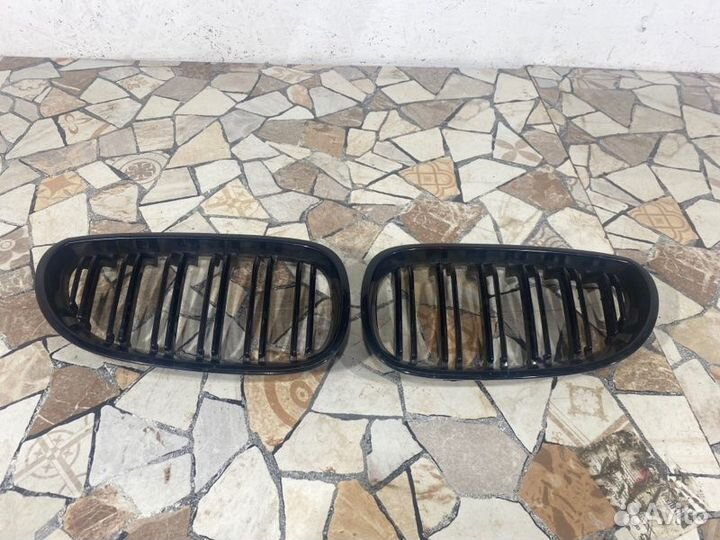Решетка радиатора Bmw 530I седан 3.0 (N52B30AF)