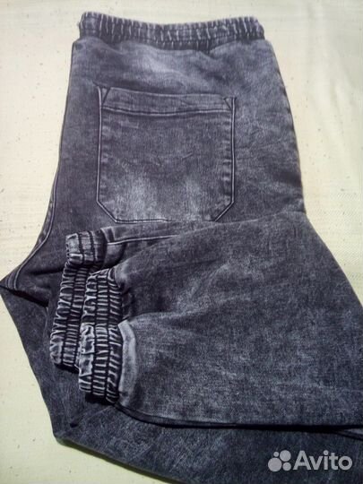 Джинсовые брюки мужские