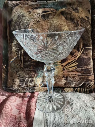 Хрустальная ваза