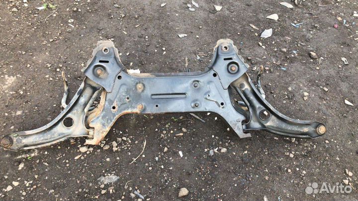 Подрамник Hyundai i20