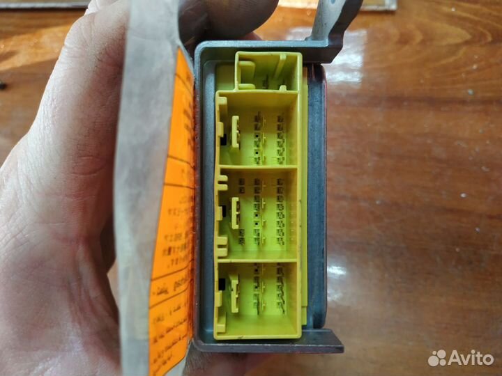 Блок управления SRS для Nissan Primera Р12