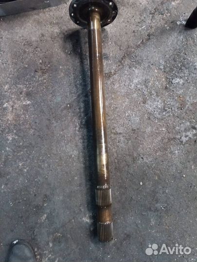 Полуось задняя правая MAN TGX 2008 81355020147