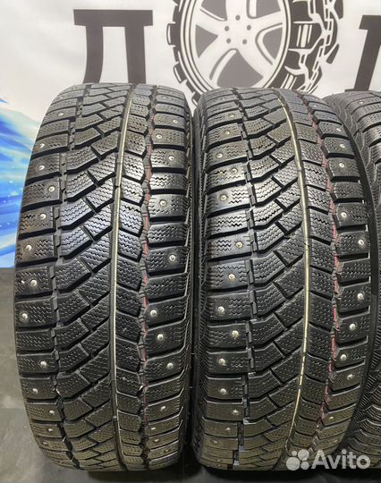 Viatti Brina Nordico V-522 205/65 R15 94T