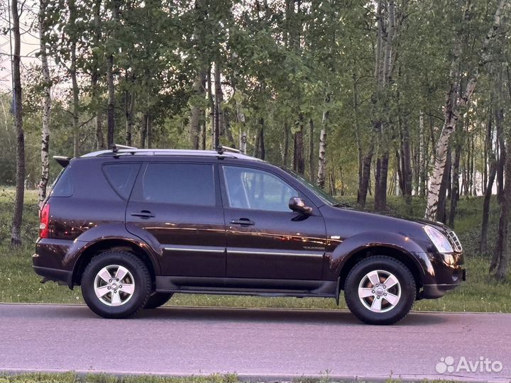 SsangYong Rexton 2.7 AT, 2011, 252 000 км