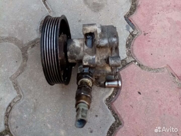 Насос гура на volkswagen golf 4,bora