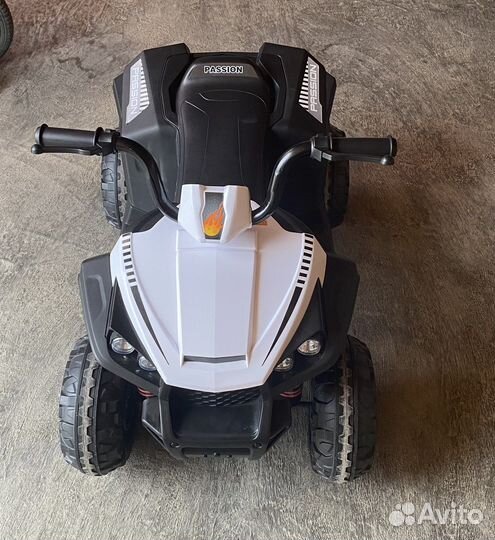 Электромобиль