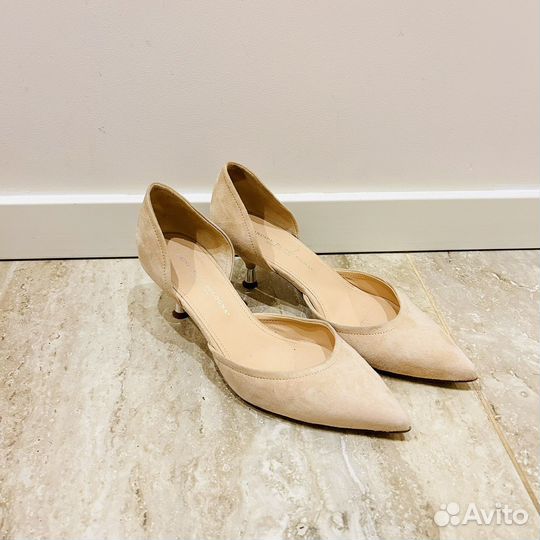 Туфли женские 37 размер бежевые замша