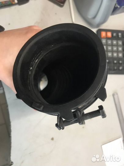 Патрубок воздушный Hyundai Santa Fe III