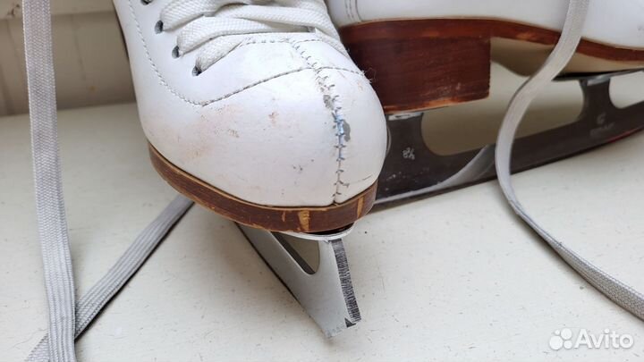 Коньки фигурные Graf ace 34