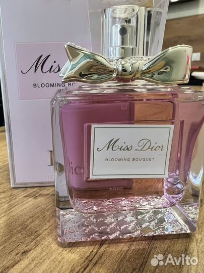 Miss dior blooming bouquet