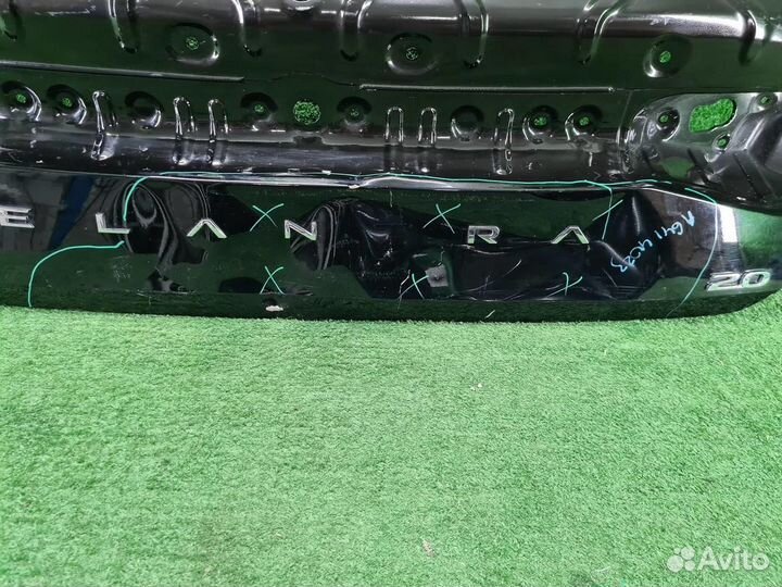 Крышка багажника Hyundai Elantra