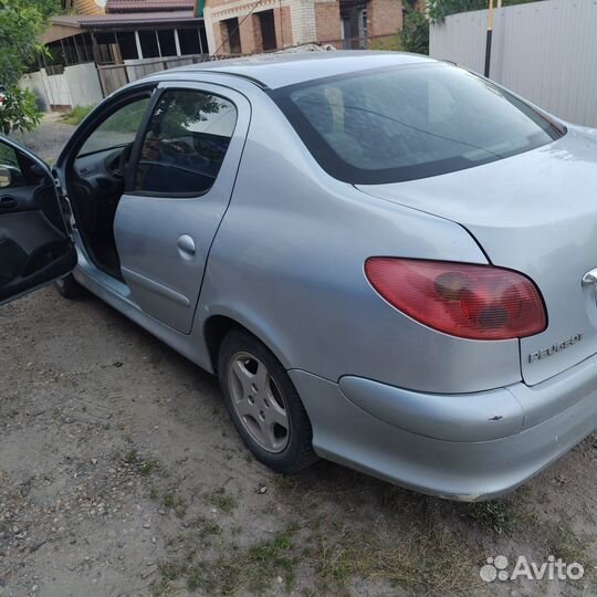 Peugeot 206 1.4 МТ, 2007, 297 260 км