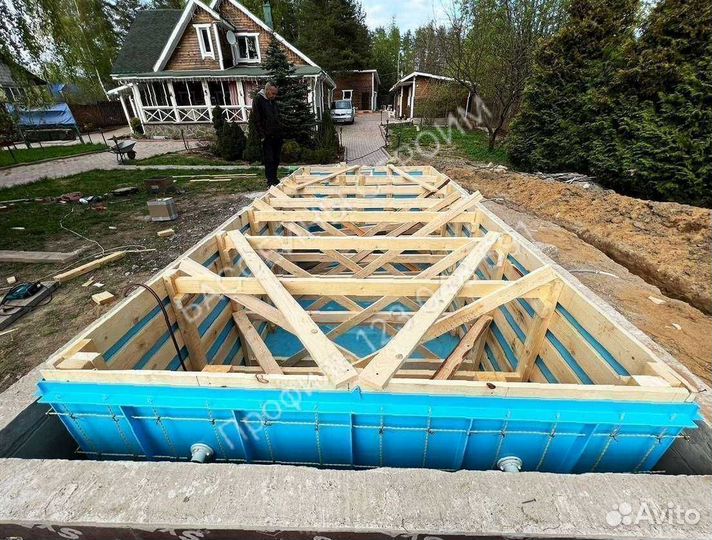 Бассейн пластиковый 5,7х2,8