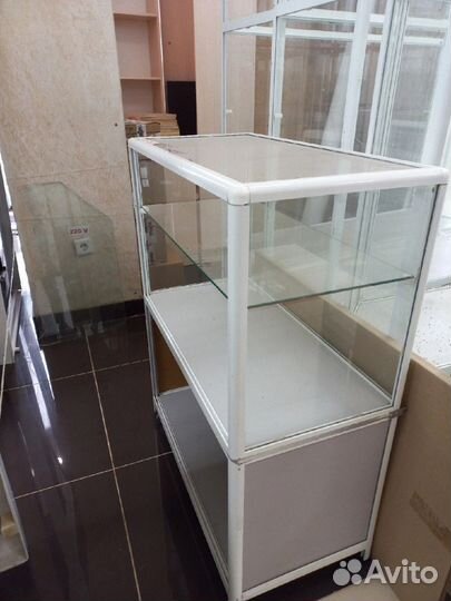 Торговое оборудование для магазина, витрины