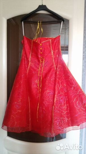 Платье вечернее