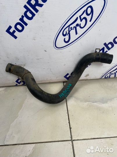 Патрубок системы охлаждения нижний Kia Ceed ED 1.6