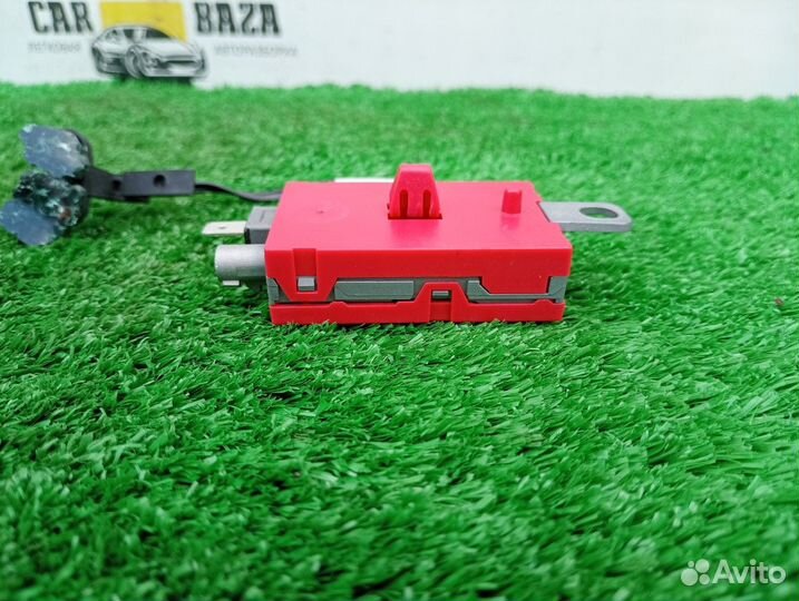 Усилитель антенны Ford Mustang