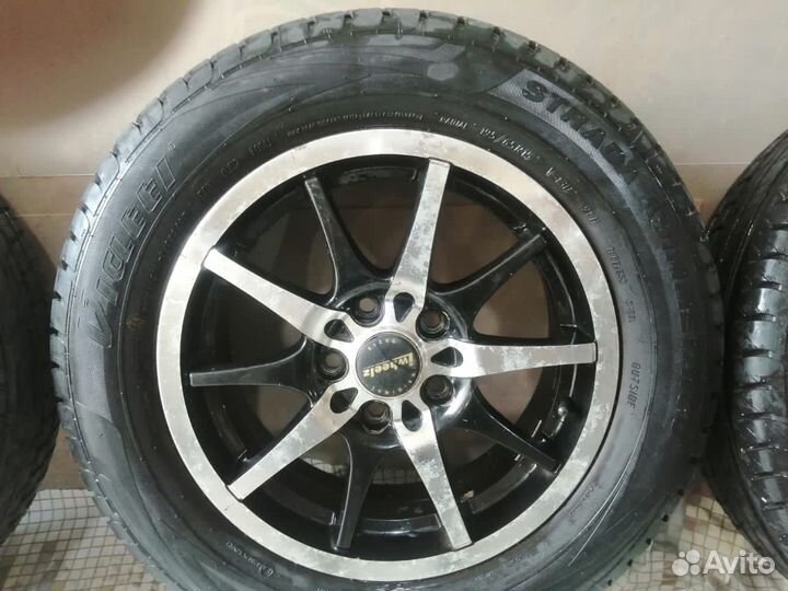 Viatti Strada Asimmetrico 195/65 R15