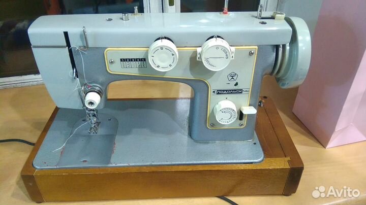 Швейная машина Подольск 142