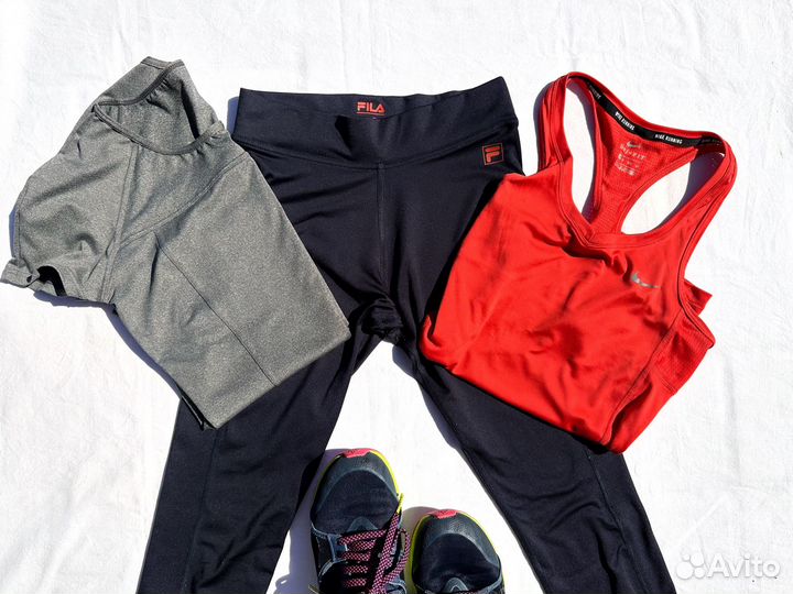 Спортивный комплект женский 42