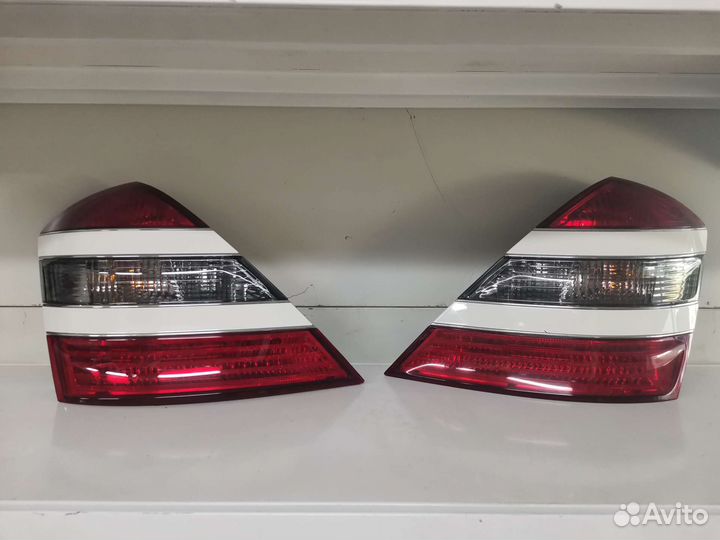 Задняя фара w221