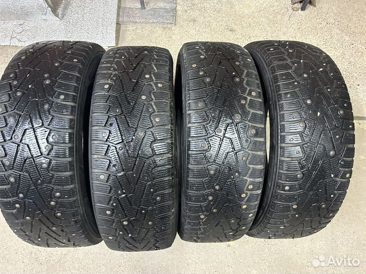 Pirelli Ice Zero 215/65 R17 103T