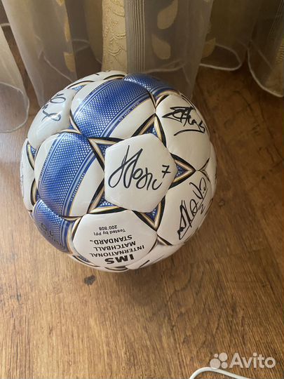 Футбольный мяч с автографами цска 2015 год