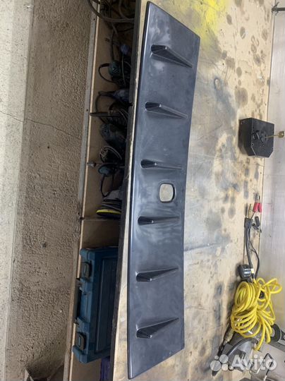 Козырек на крышу лансер 10