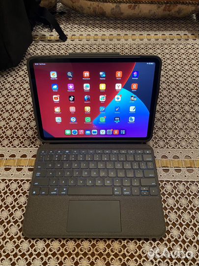 Чехол-клавиатура Logitech Folio touch