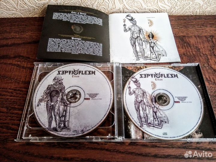 Много CD рока и метала, компакт-диски