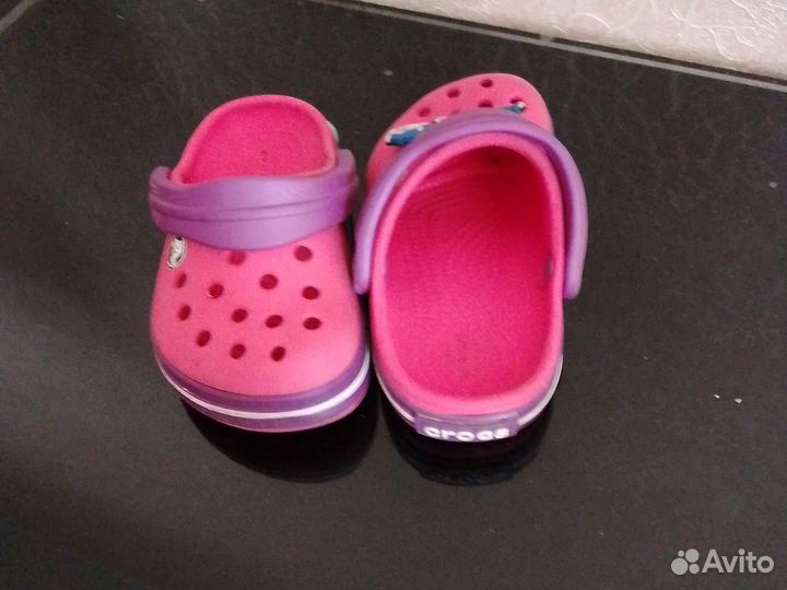 Crocs