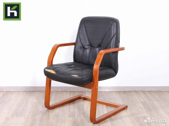 Кресло офисное