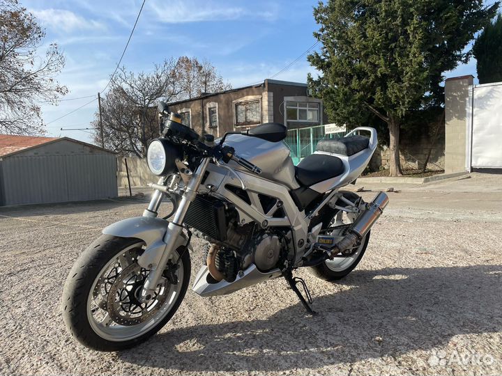Suzuki sv 1000s