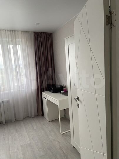 2-к. квартира, 58 м², 10/17 эт.
