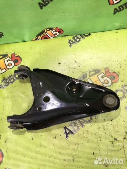 Рычаг передний правый Renault Logan 1