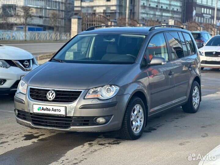 Volkswagen Touran 1.9 МТ, 2008, 256 000 км