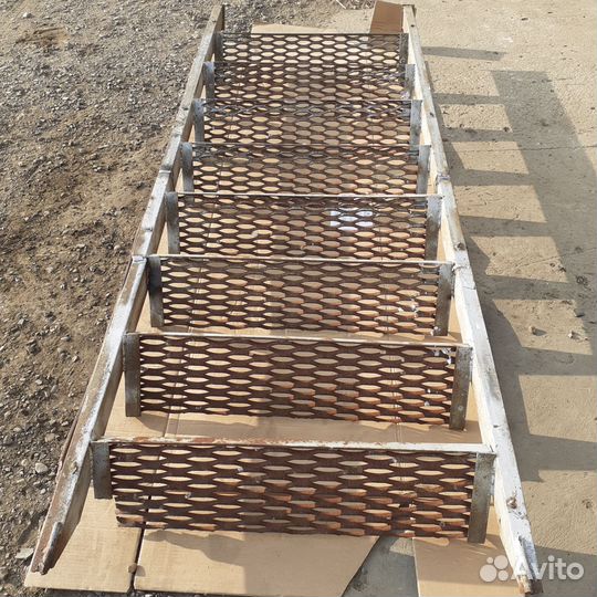 Металлическая лестница