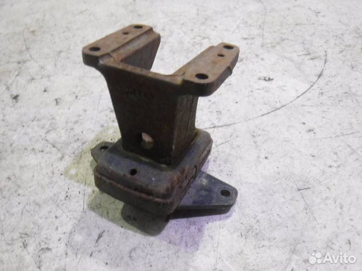 Подушка двигателя Лексус