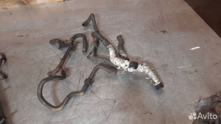 Патрубок охлаждения Volkswagen Passat B6 2006