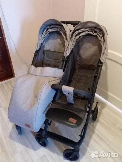 Прогулочная коляска для двойни или погодок