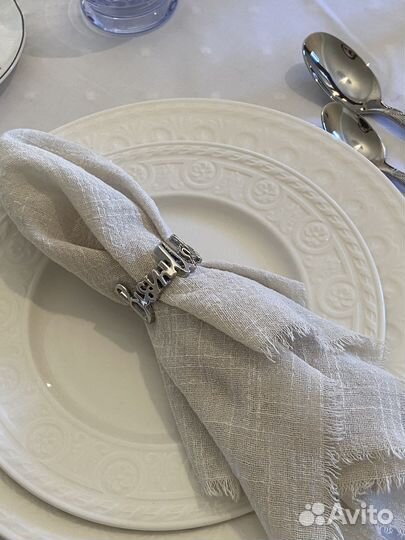 Салфетки и кольца для сервировки