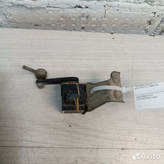 Датчик положения кузова Mercedes S W221