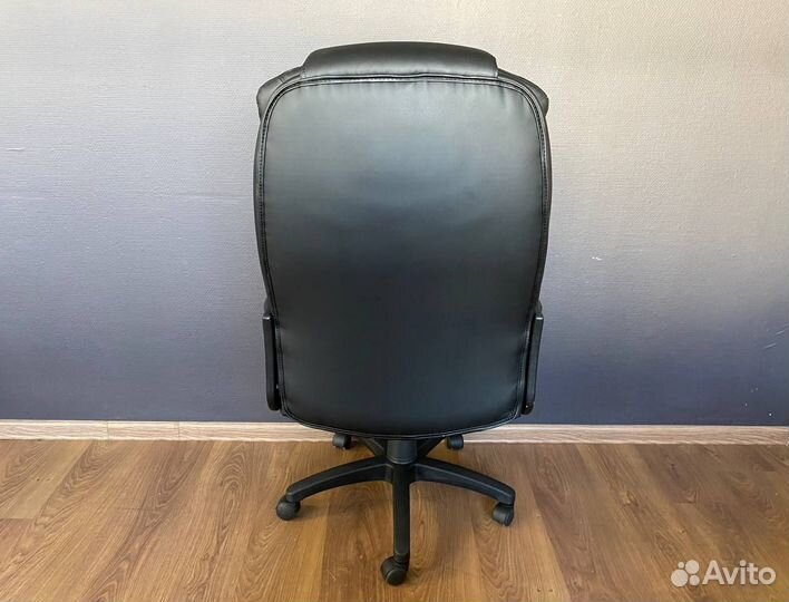 Офисное кресло от производителя