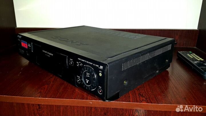 Видеомагнитофон HI-FI Stereo Sony SLV-E880