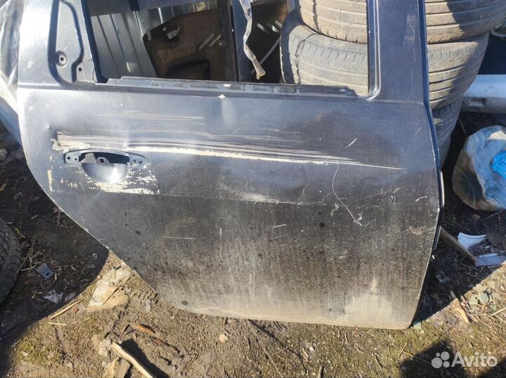 Дверь renault duster